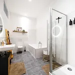 Luxurioeses 3 L Terrasse & Balkon L Kueche L Parkplatz L Netflix L 125 M2 Appartamento Wiesbaden