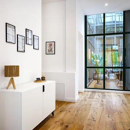 Luxurioeses 3-Zimmer-Apt I Terrasse I Familienfreundlich I Kueche I Netflix I Kostenloser Parkplatz I 125 M2 * Wiesbaden