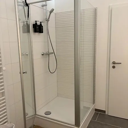 Lejlighed Luxurioeses 3-Zimmer-Apt I Terrasse I Familienfreundlich I Kueche I Netflix I Kostenloser Parkplatz I 125 M2