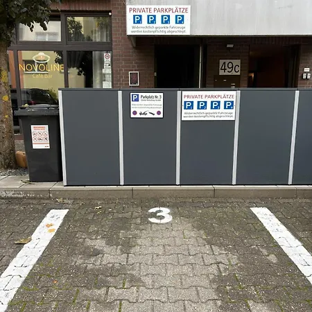 Luxurioeses 3-Zimmer-Apt I Terrasse I Familienfreundlich I Kueche I Netflix I Kostenloser Parkplatz I 125 M2