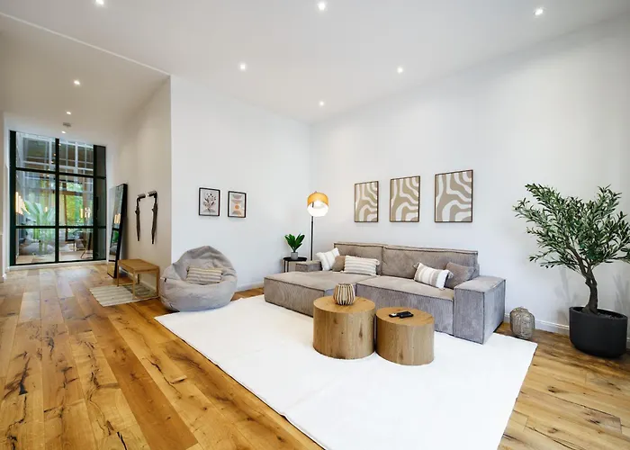 Luxerioeses 3 L Terrasse L Kueche L Balkon L Parkplatz L Netflix L 125 M2 * فيسبادن