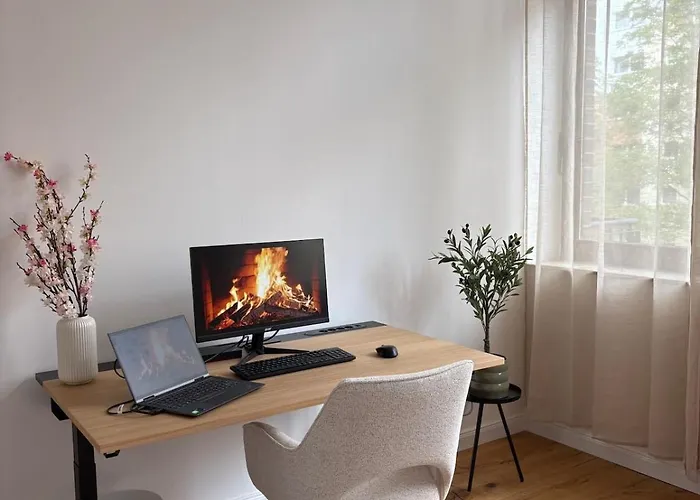 Luxerioeses 3 L Terrasse L Kueche L Balkon L Parkplatz L Netflix L 125 M2 شقة